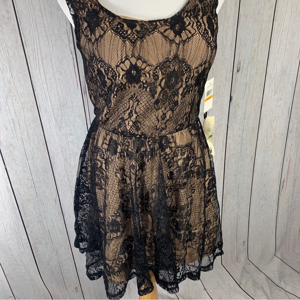 Mimi Chica small mini dress black lace with nude lining